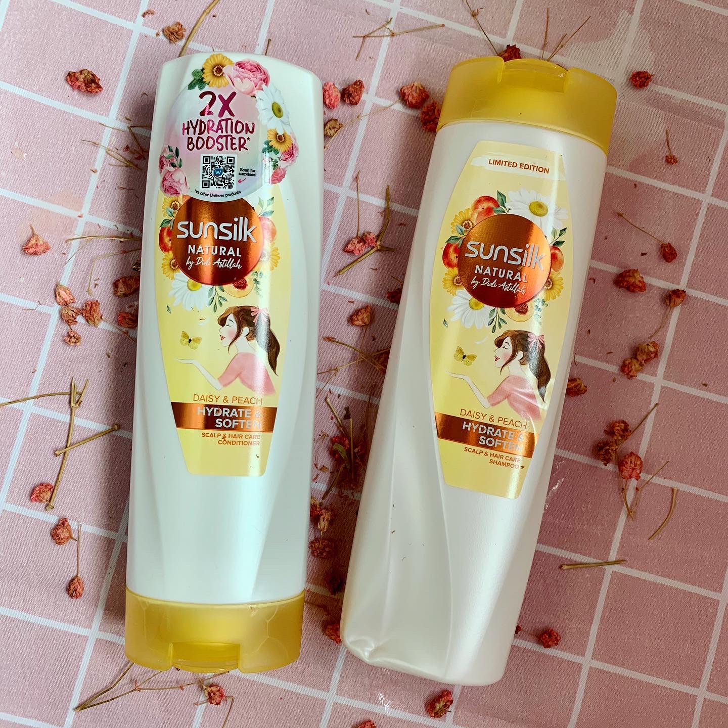 Natural daisy & peach shampoo & conditioner by Sunsilk review Shampoo & conditioner