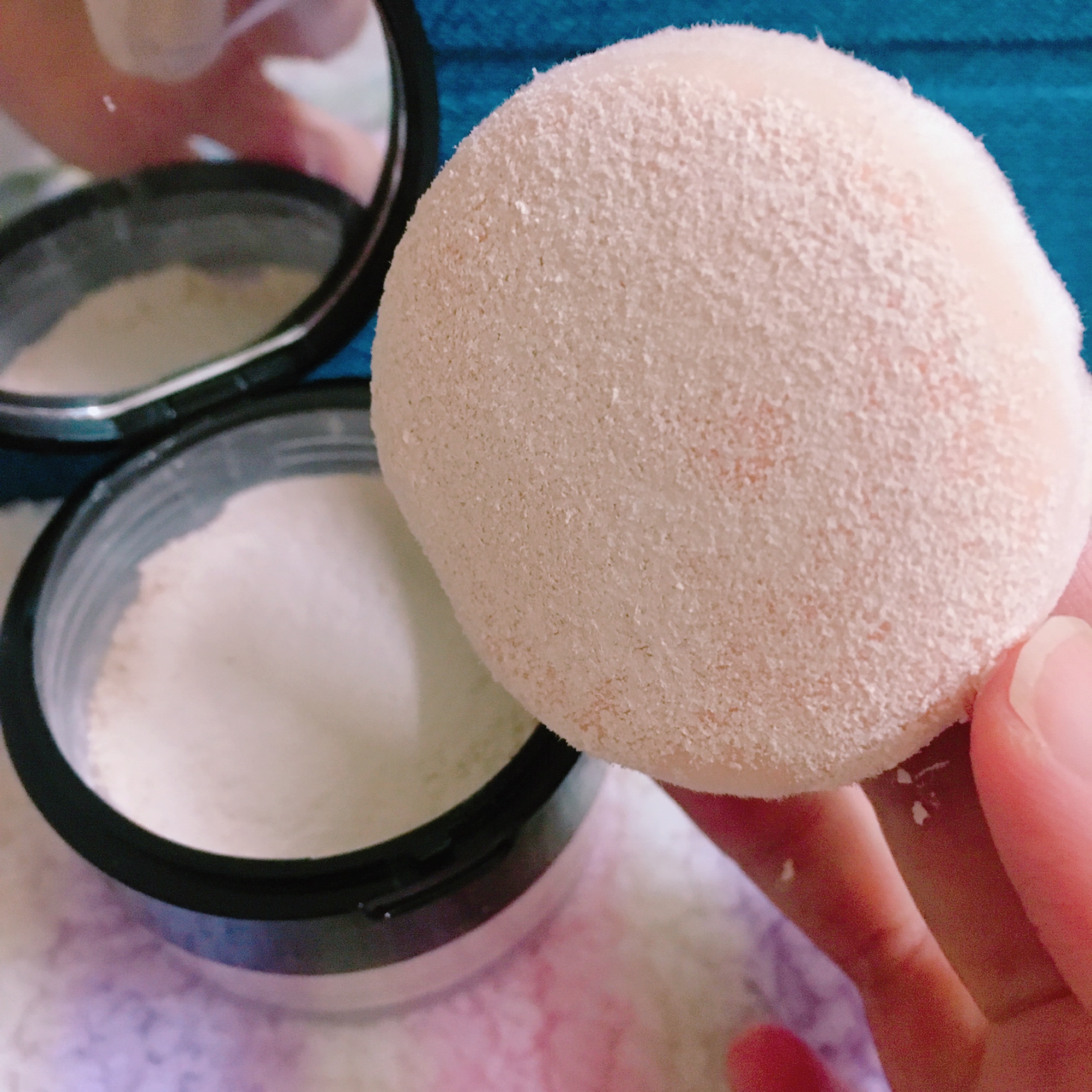 Silky soft honey powder by Bioaqua : review - Muka- Tryandreview.com