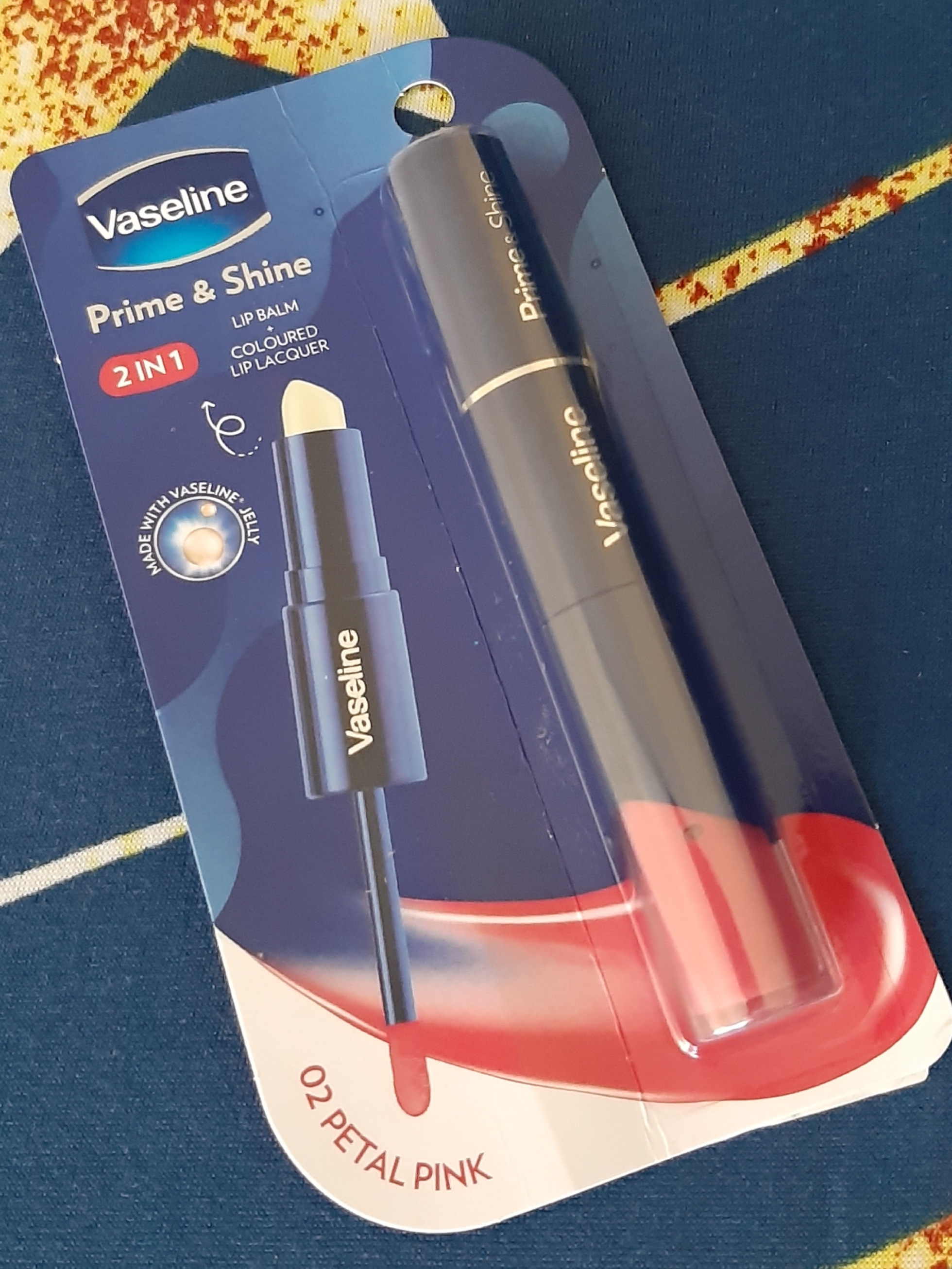 Vaseline® prime & shine 2in1 Lip care