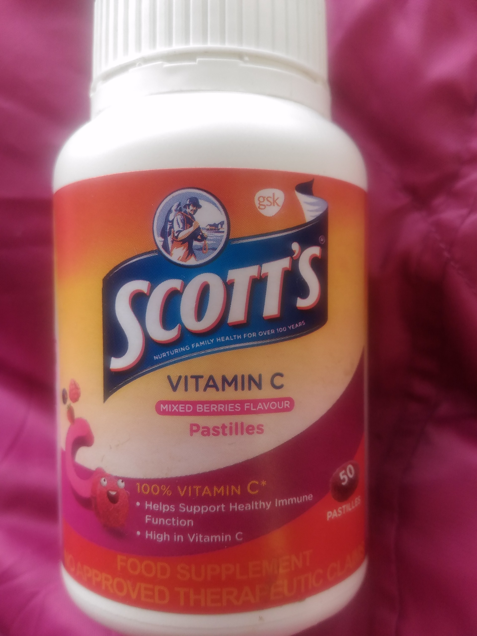 Mixed berries vitamin c pastilles by Scott's review Vitamins